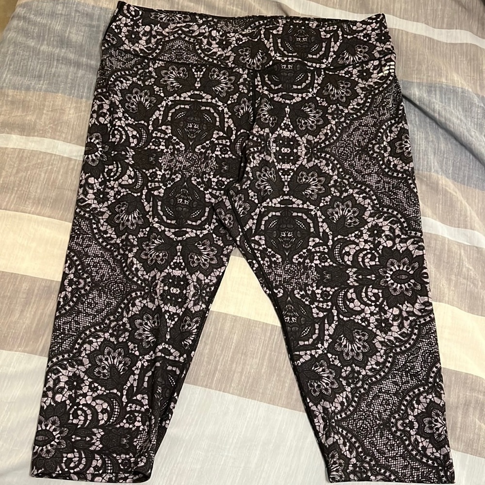 bcg plus leggings, lace print 1X